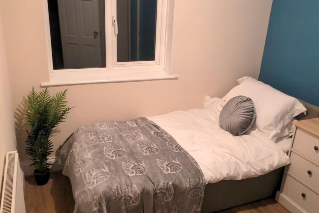 4 Bedroom Near Racecourse Apartemen York